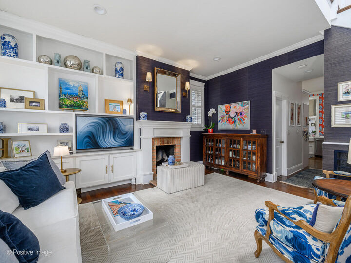 Property Photo: 1845 N Halsted Street B IL 60614