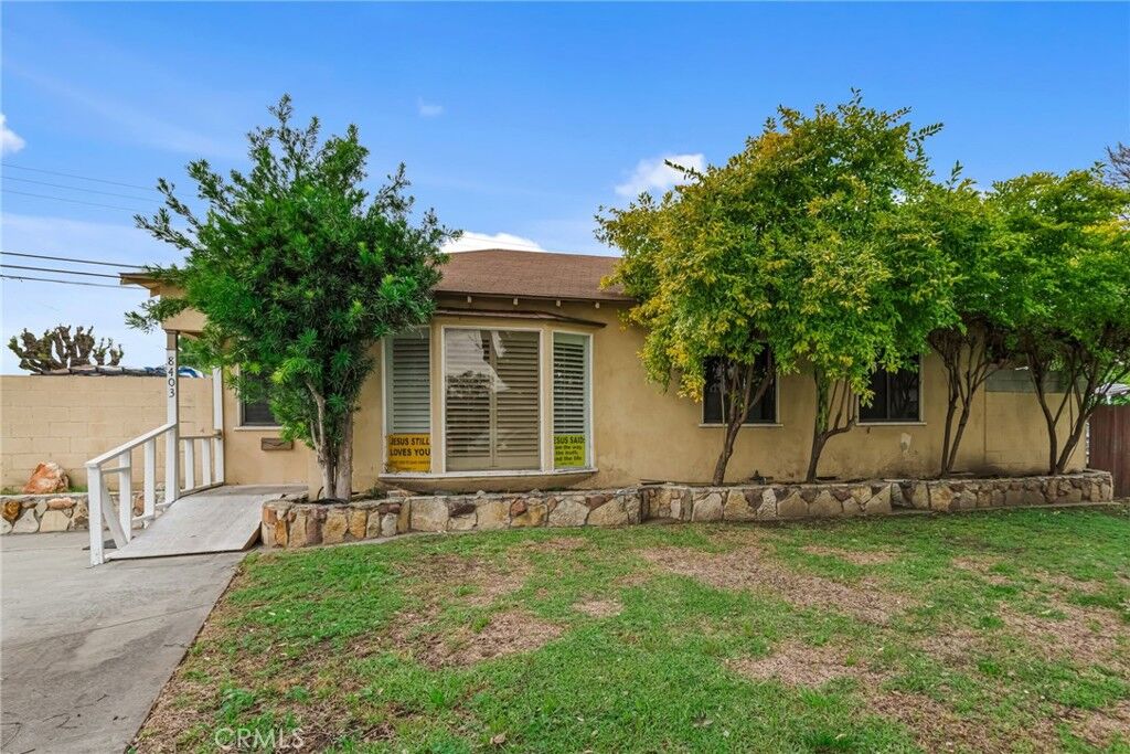 Property Photo: 8403 Donnybrook CA 90606