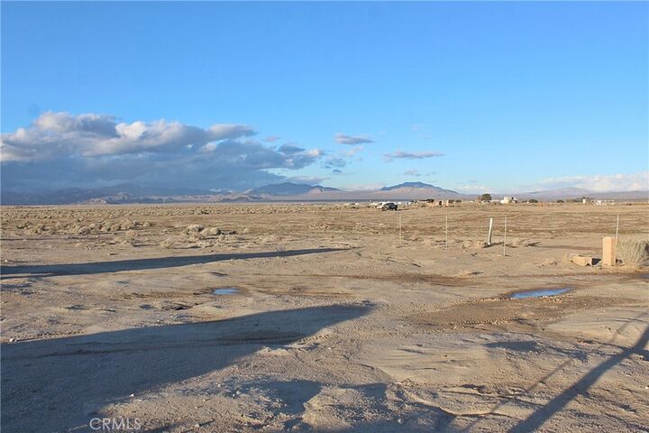 Property Photo:  11 Sunrise Road  CA 92356 