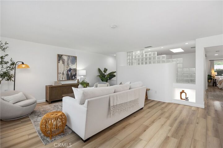 Property Photo:  205 Avenida Majorca  CA 92637 