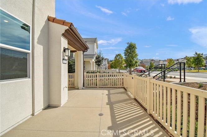 Property Photo:  3962 Lavine Way 111  CA 92883 