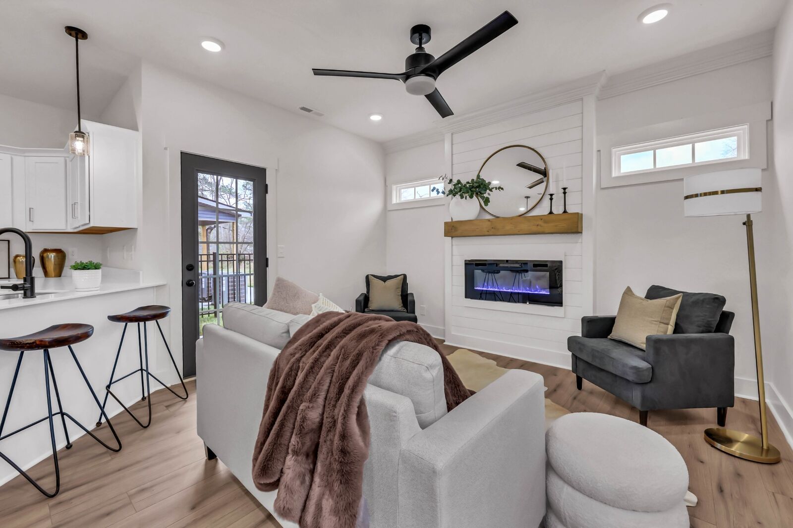 Property Photo:  548 Charleston Cove Way  TN 37043 