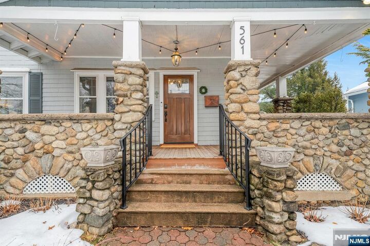 Property Photo:  561 Lincoln Avenue  NJ 07452 