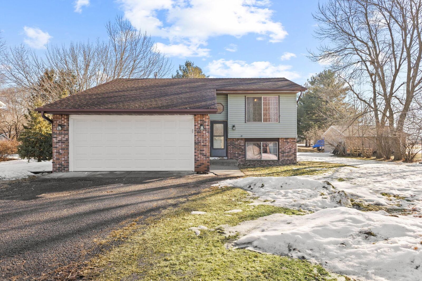 Property Photo: 311 Oriole Avenue S MN 55358