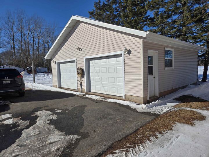 Property Photo:  605 Main Street  PE C0B 1V0 