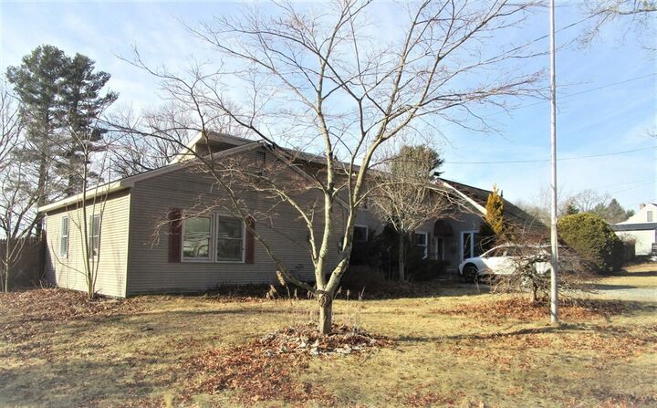 Property Photo:  659 Highland St  MA 01534 