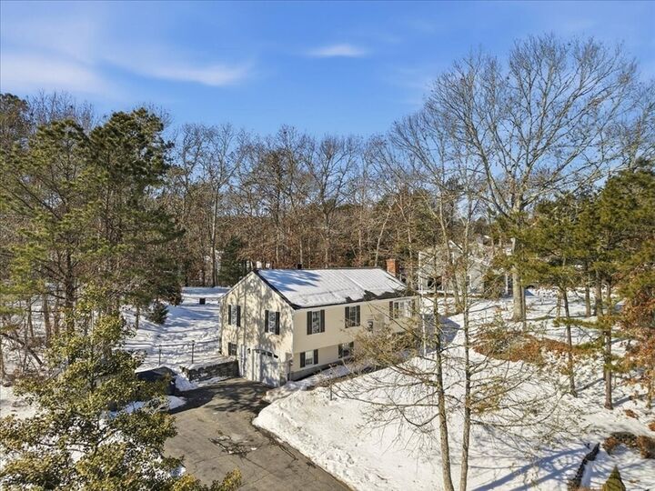 Property Photo:  19 Emerald Way  MA 02644 