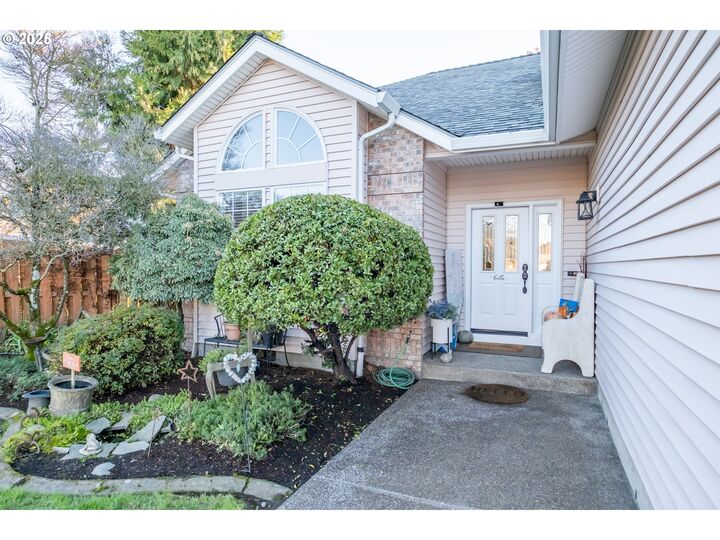 Property Photo:  925 Scepter Ct NE  OR 97301 