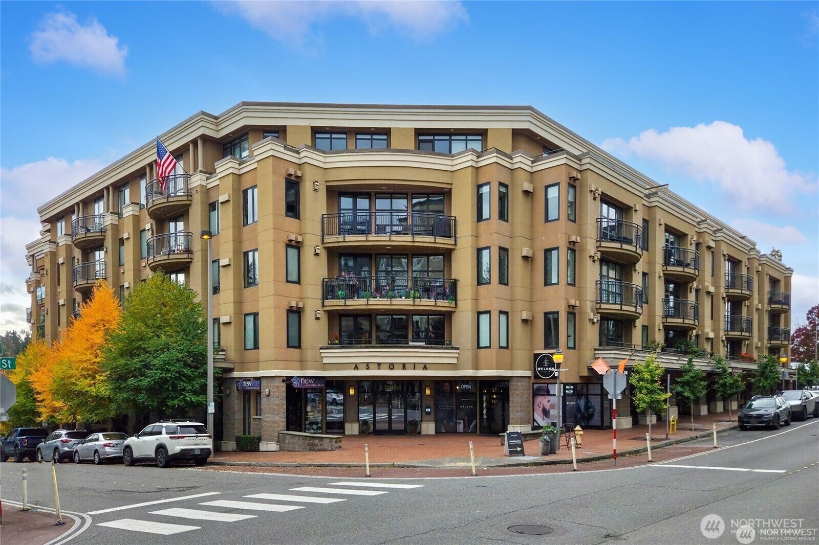 Property Photo:  10047  Main Street 311  WA 98004 