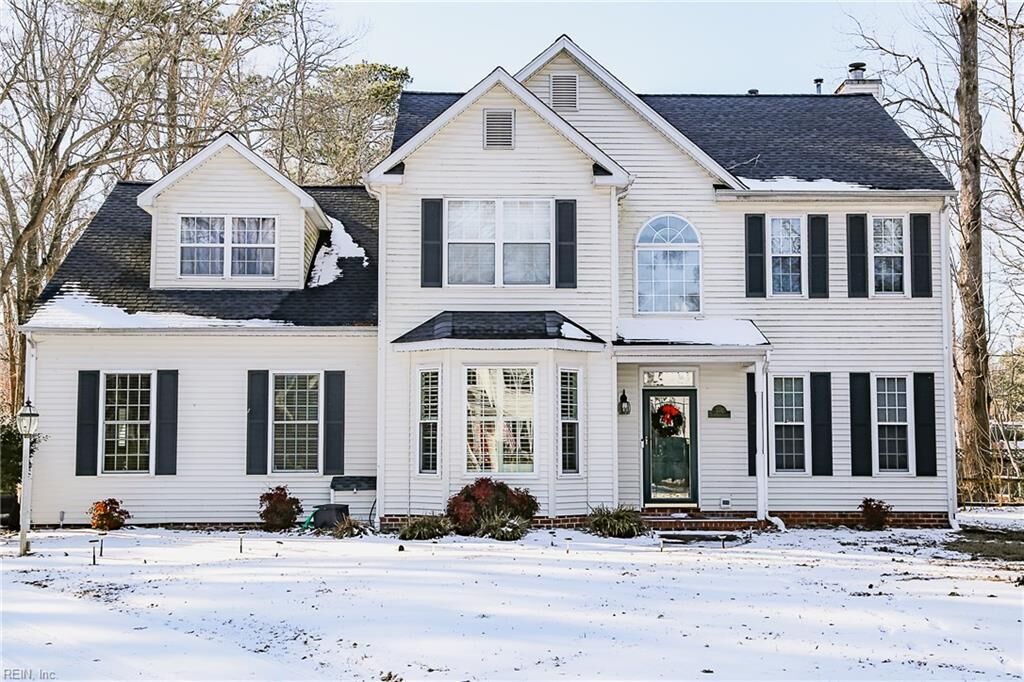 Property Photo: 504 Sandcastle Ct VA 23320