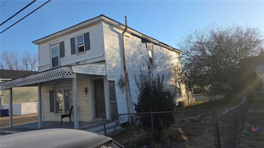 Property Photo: 400 Culloden St VA 23434