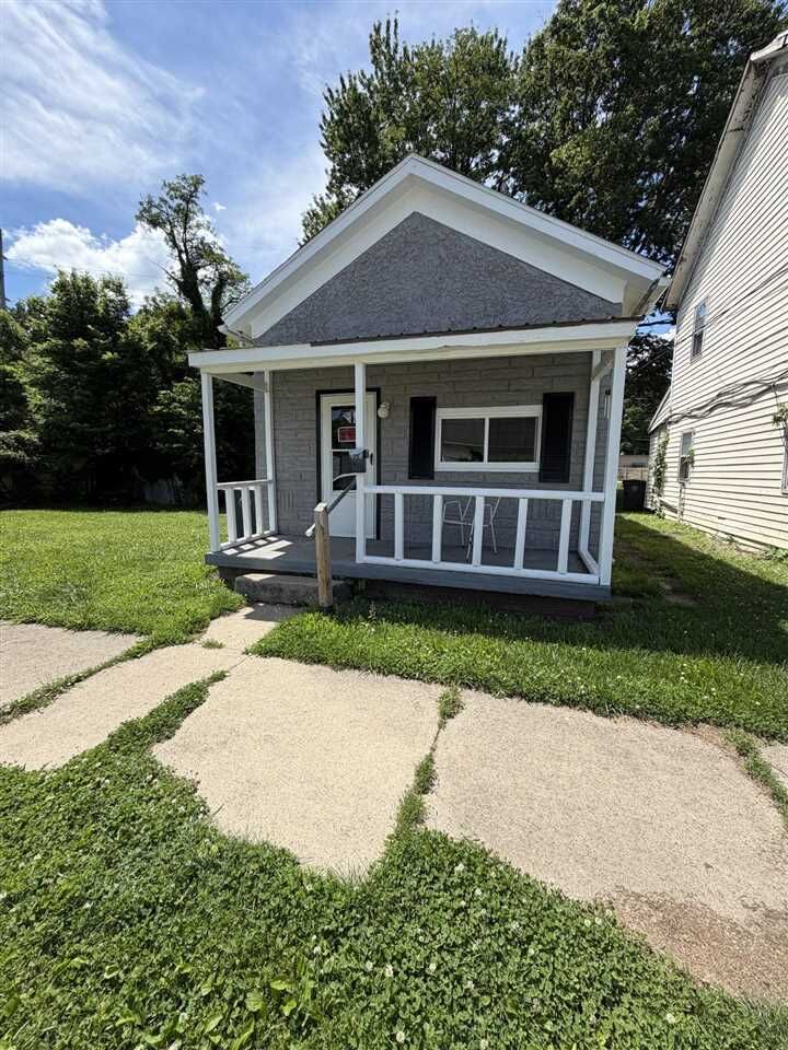 Property Photo:  117 S Central Avenue  IN 47331 