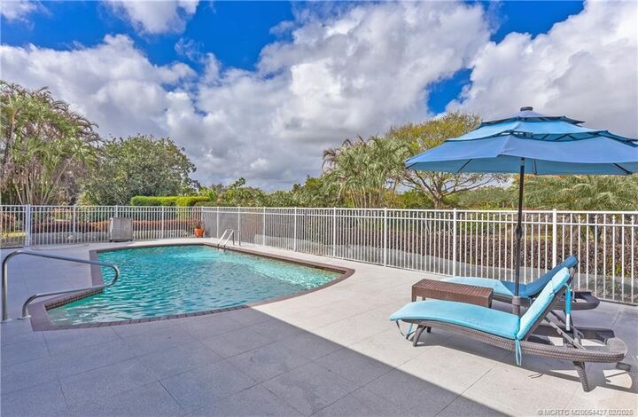 Property Photo:  4194 SW Gleneagle Circle  FL 34990 