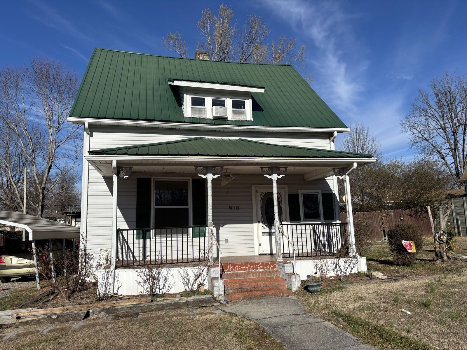 Property Photo:  910 Georgia Avenue  TN 37331 