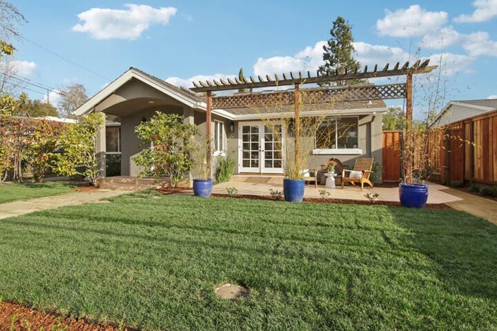 Property Photo:  745 Barron Avenue  CA 94306 