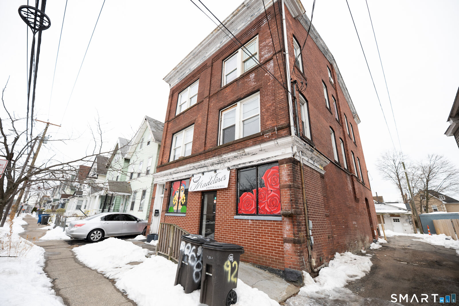 Property Photo:  86 Spring Street 2  CT 06516 