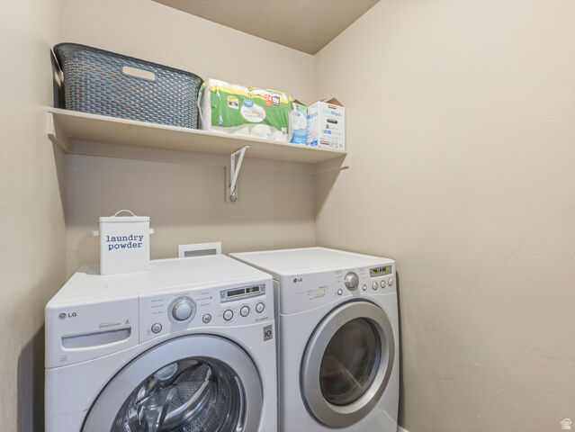 Property Photo: 4586 W Vermillion Dr UT 84009