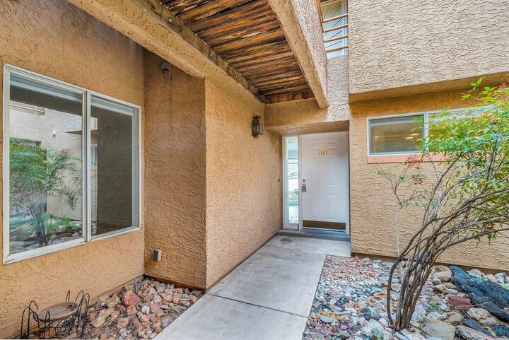 Property Photo:  2050 S 1400 E #C100  UT 84790 