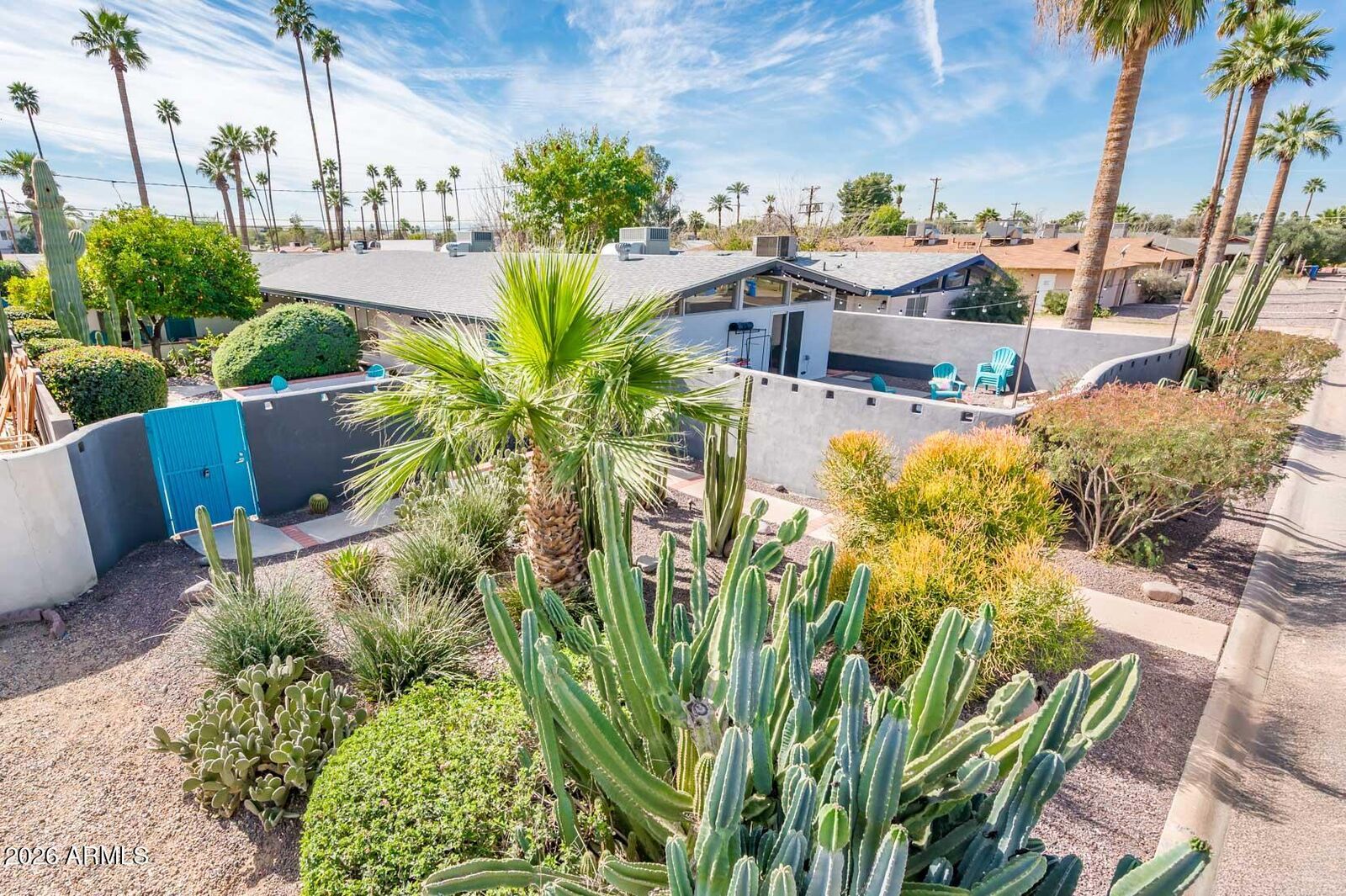 Property Photo: 2727 E Montecito Avenue AZ 85016