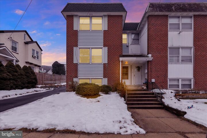 Property Photo:  2560 Grant Street  PA 19606 