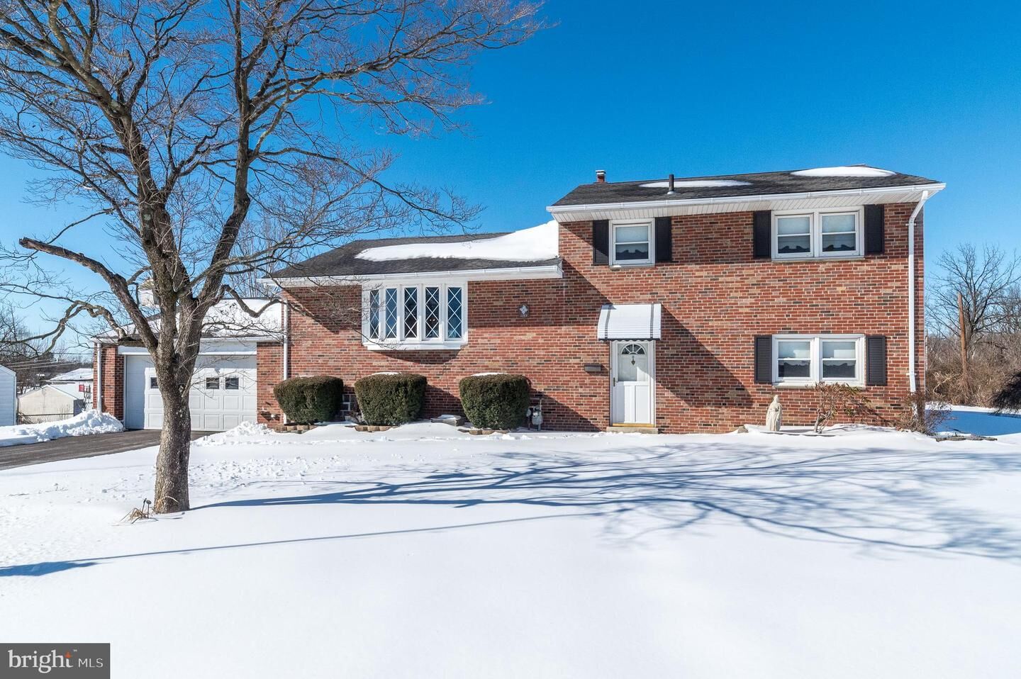 Property Photo:  908 G Avenue  PA 19038 