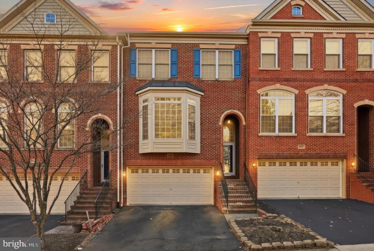 Property Photo: 12445 Peaceful Creek Drive VA 22033