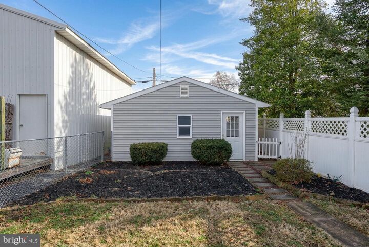 Property Photo:  417 S High Street  PA 17055 