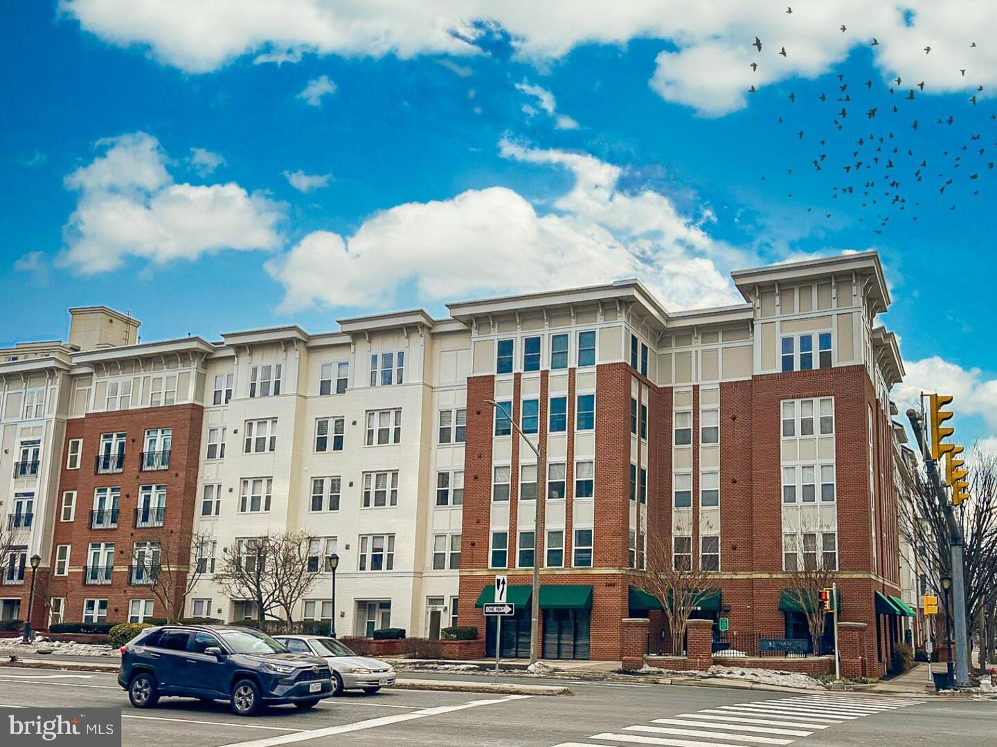 Property Photo: 2655 Prosperity Avenue 224 VA 22031