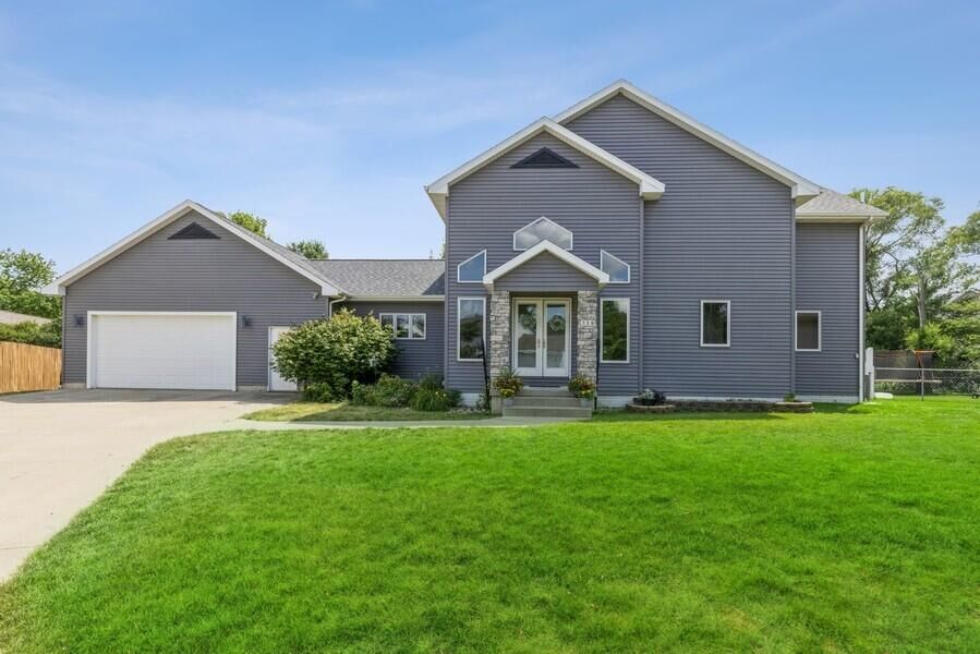 Property Photo: 310 Topaz Court IA 50010