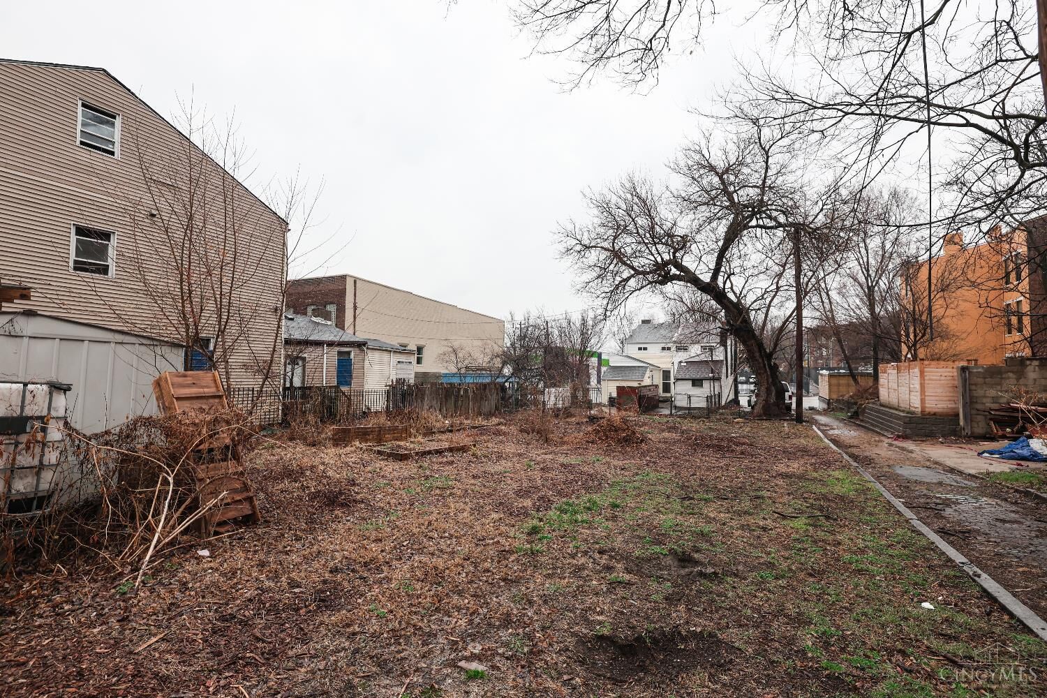 Property Photo: 1110 Garden Street OH 45214