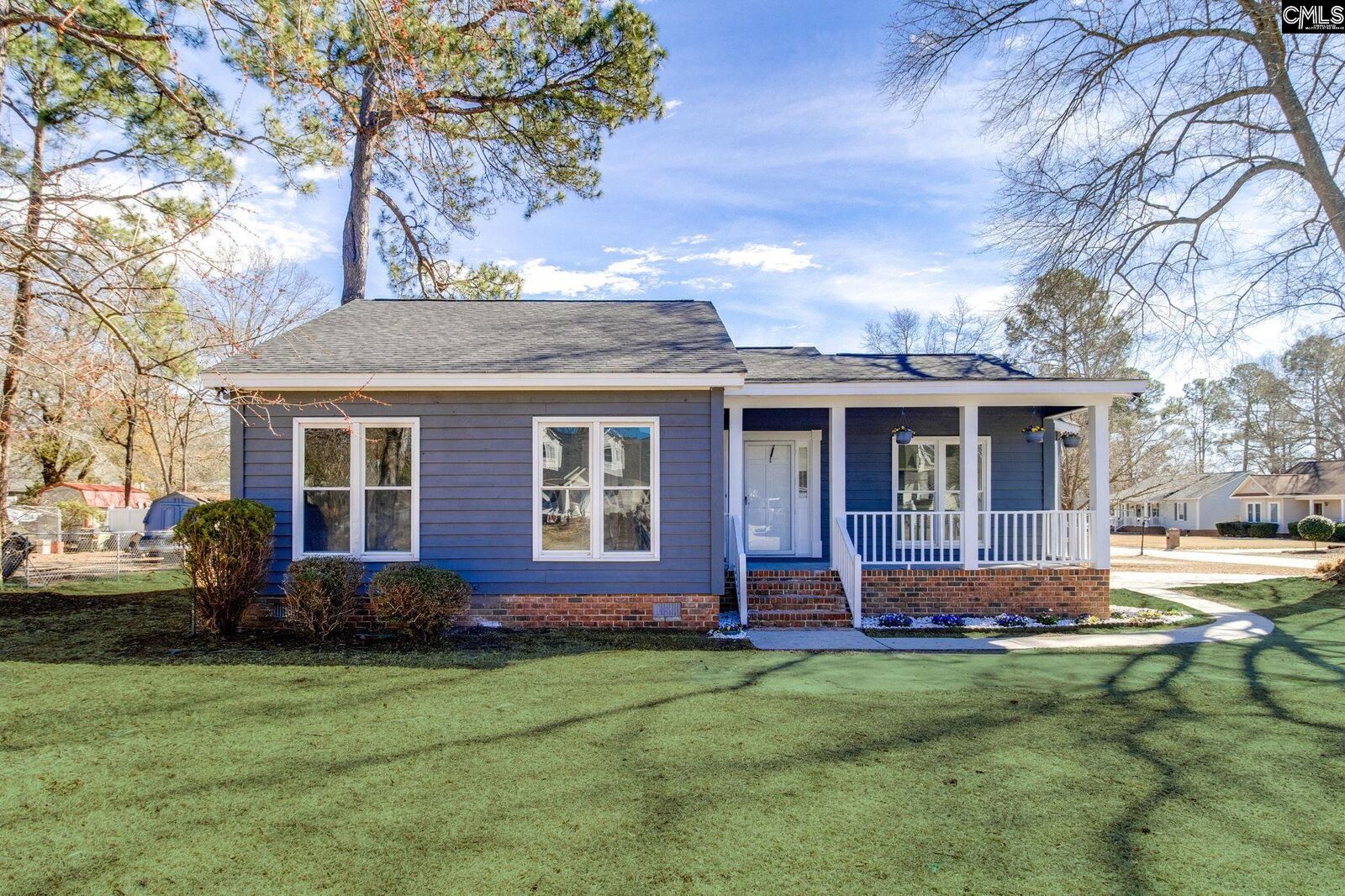 Property Photo:  201 Pear Tree  SC 29061 