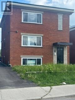 Property Photo: 430 Cote Street ON K1K 1A5