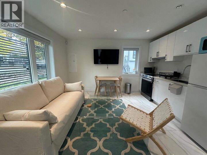 Property Photo:  4373 Ontario Street  BC V5Y 2K7 