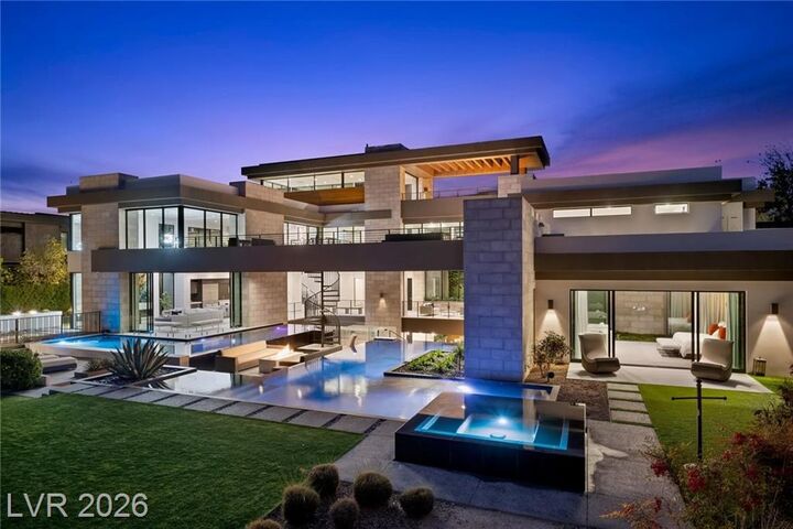 Property Photo: 4 Soaring Bird Court NV 89135