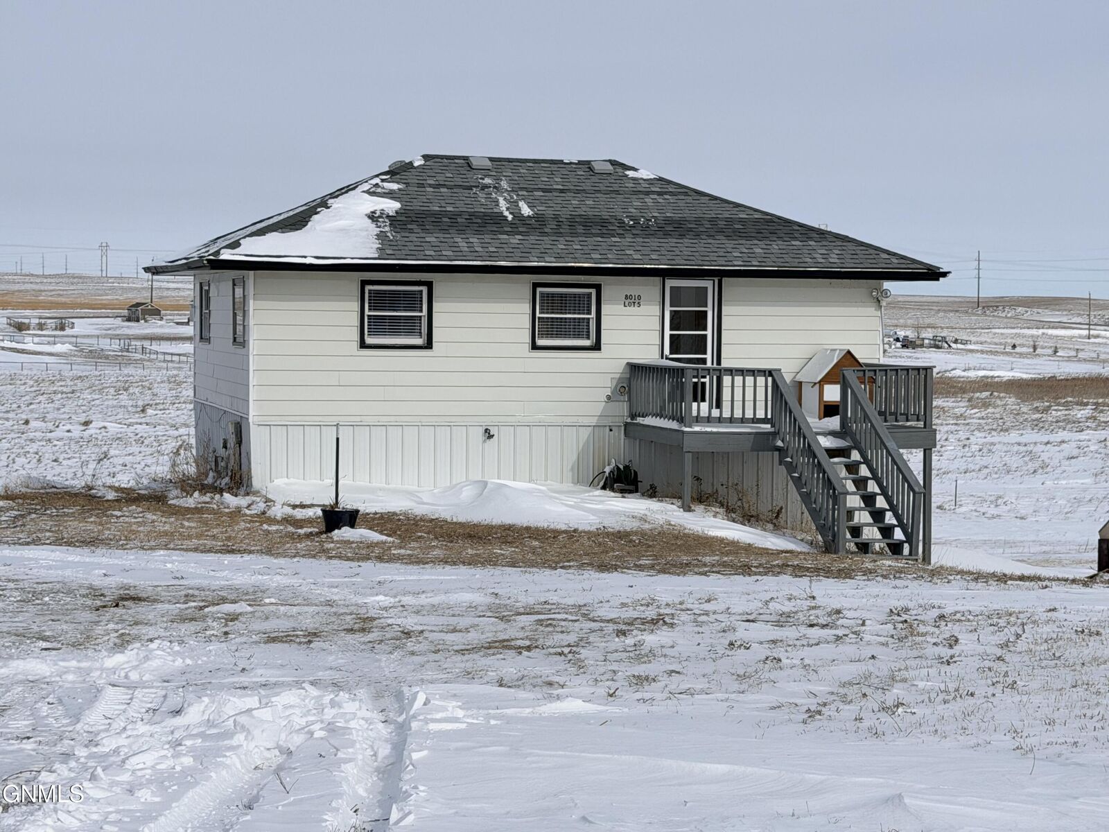 Property Photo:  8010 68th Street NW  ND 58784 