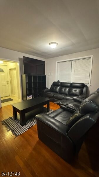 Property Photo:  270 10th St 1  NJ 07650 