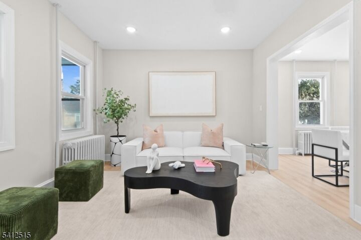 Property Photo:  56 Harvey St  NJ 07624 