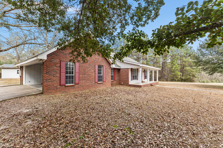 Property Photo:  42 Asa Miley Rd.  MS 39401 