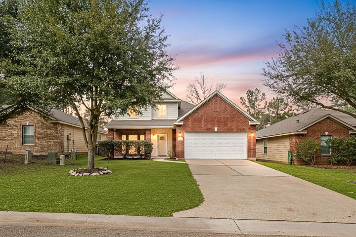 Property Photo: 950 Oak Glen Drive TX 77378