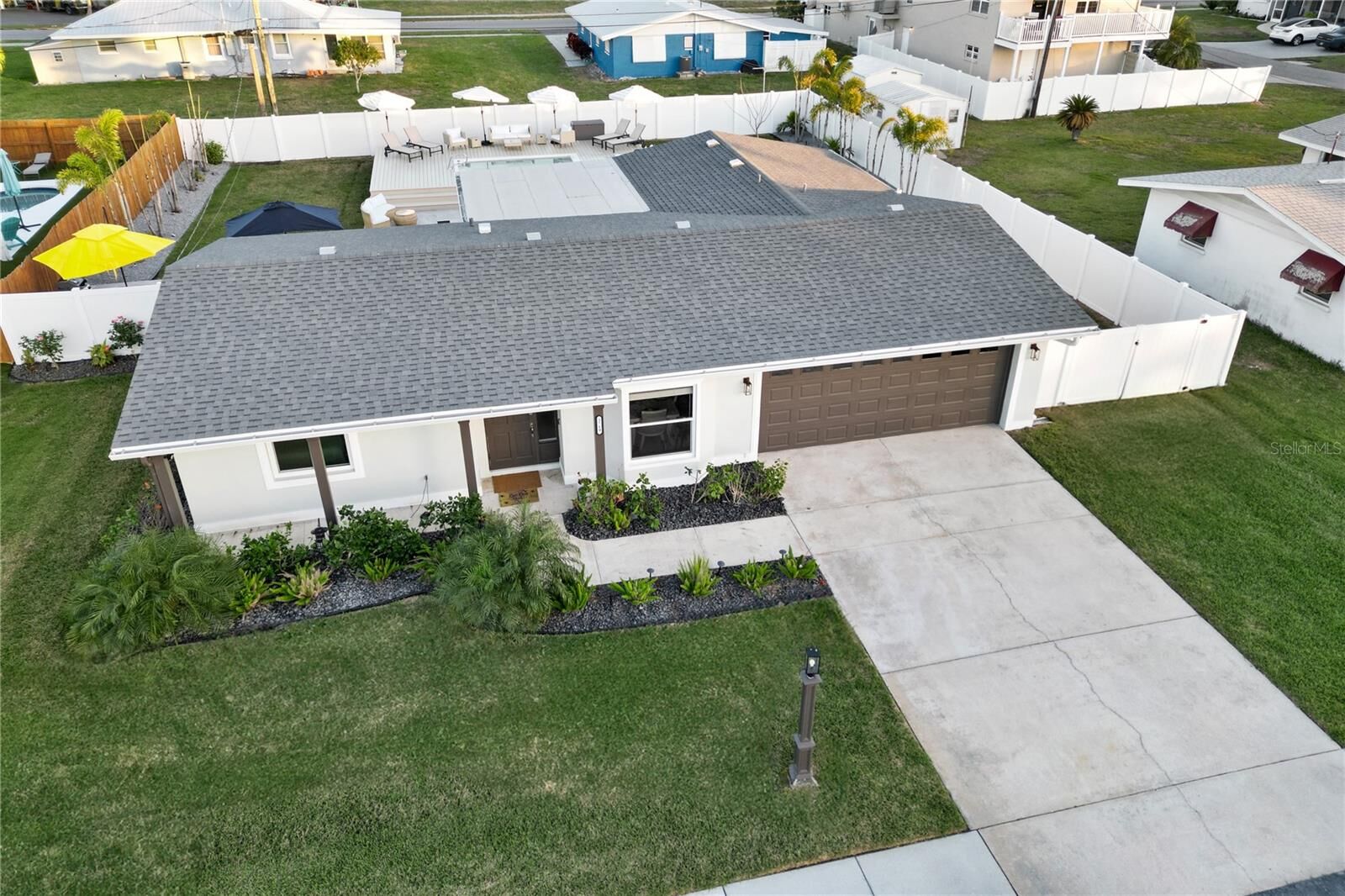Property Photo: 3719 118th Street W FL 34210