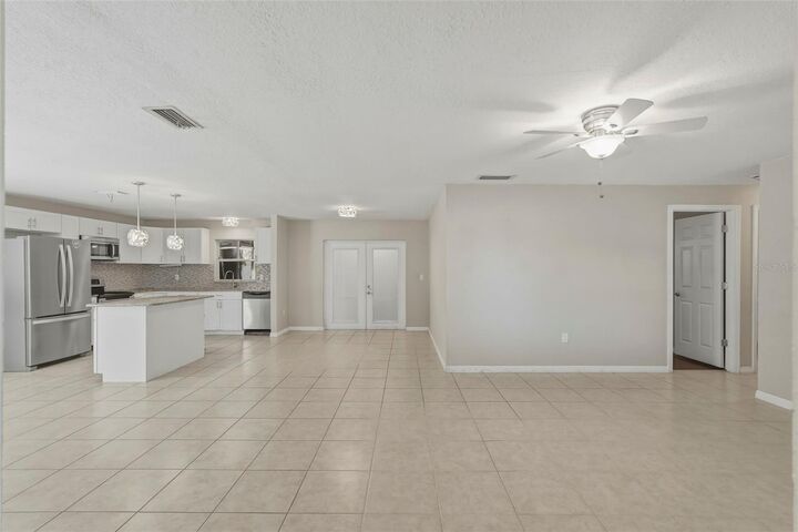Property Photo:  5760 71st Street N  FL 33709 