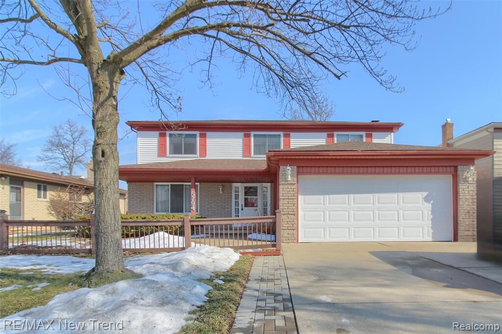Property Photo:  5794 Willow Creek Drive  MI 48187 3323 