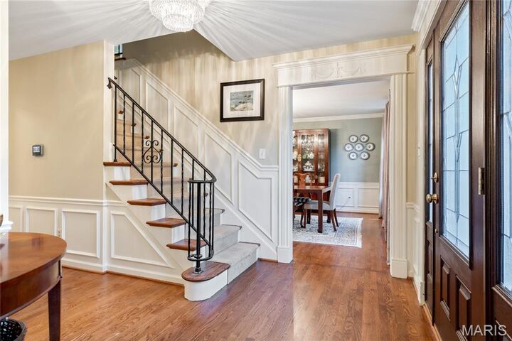 Property Photo: 1121 Westmoor Place MO 63131