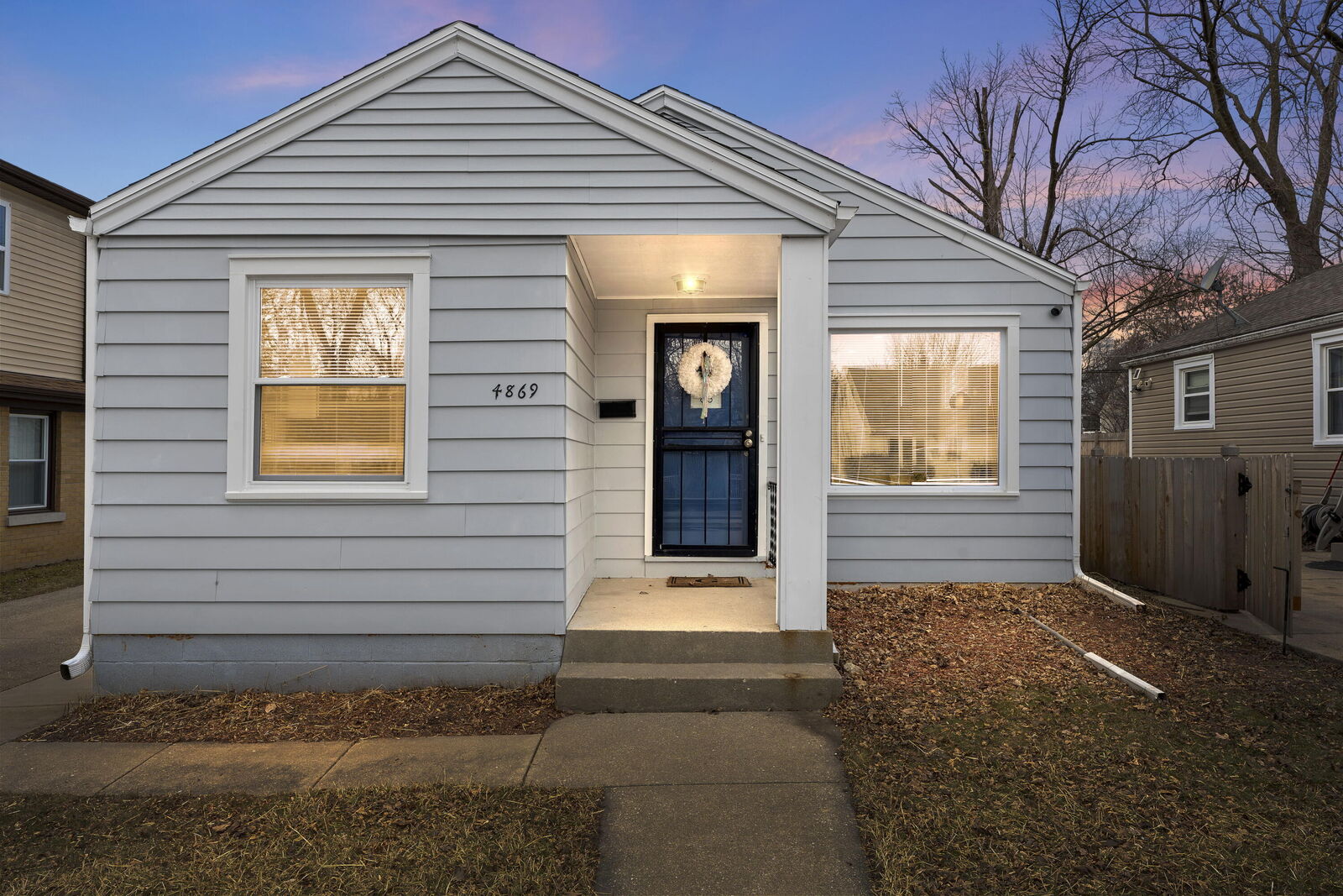 Property Photo:  4869 N 55th St  WI 53218 