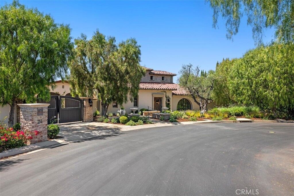 Property Photo:  24 Jewel Flower  CA 92603 