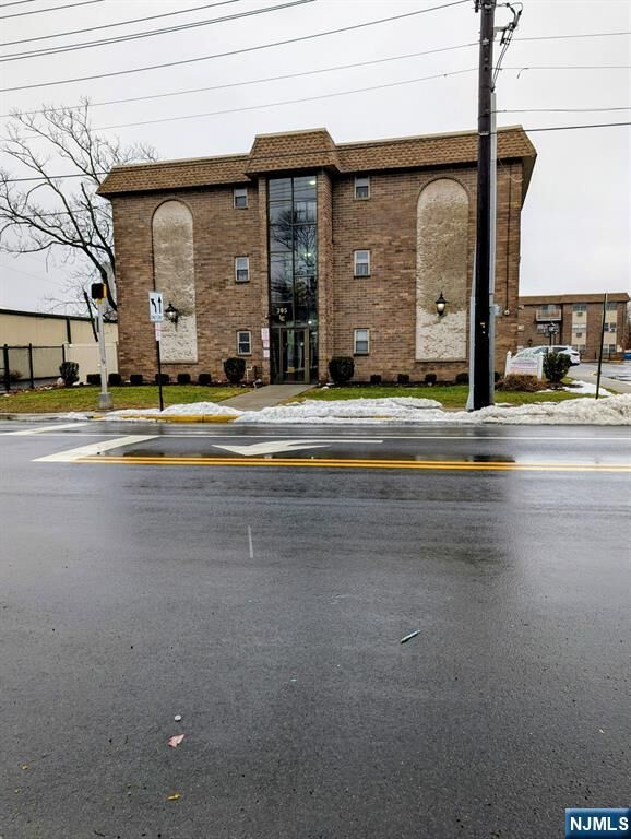 Property Photo:  205 Bergen Turnpike 2E  NJ 07066 