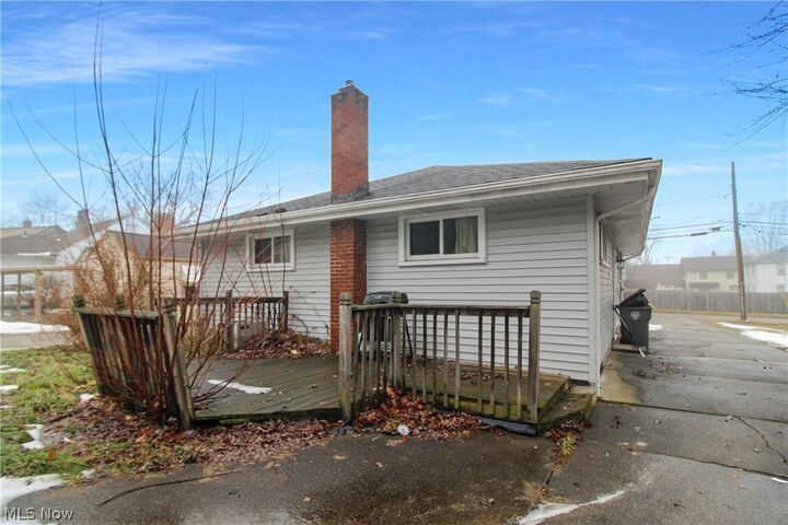 Property Photo: 2617 Scheetz Street OH 44509