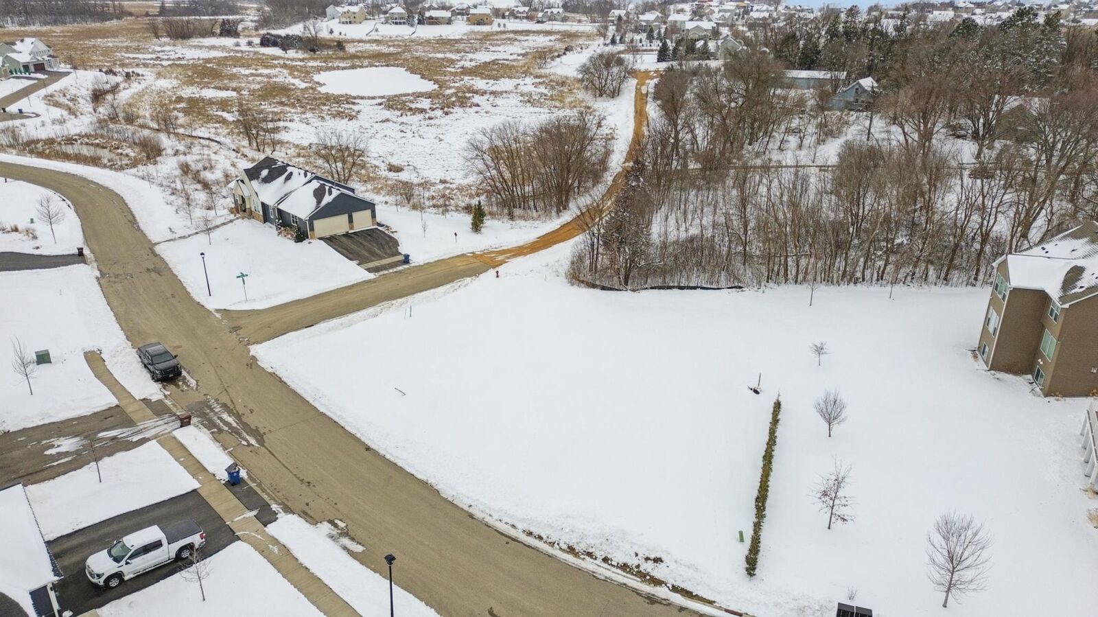 Property Photo:  4708 Towns Edge Road  MN 55375 