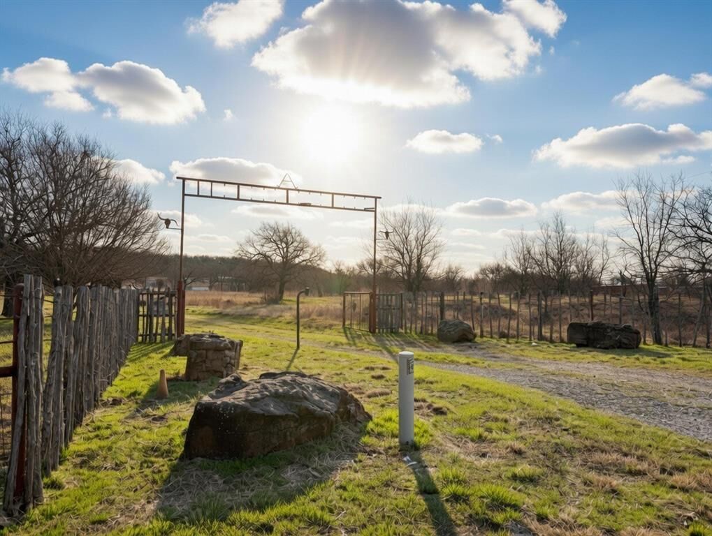 Property Photo: 1091 Withers Road TX 76067