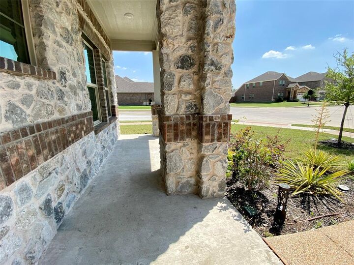 Property Photo:  1800 Canyon Lane  TX 75454 